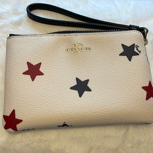 New Coach Corner Zip Wristlet with stars